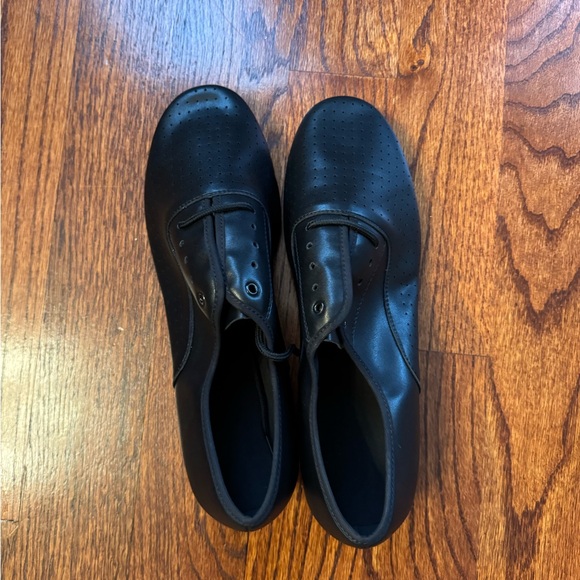 Black Ballroom Latin Performance Shoes - Picture 4 of 5